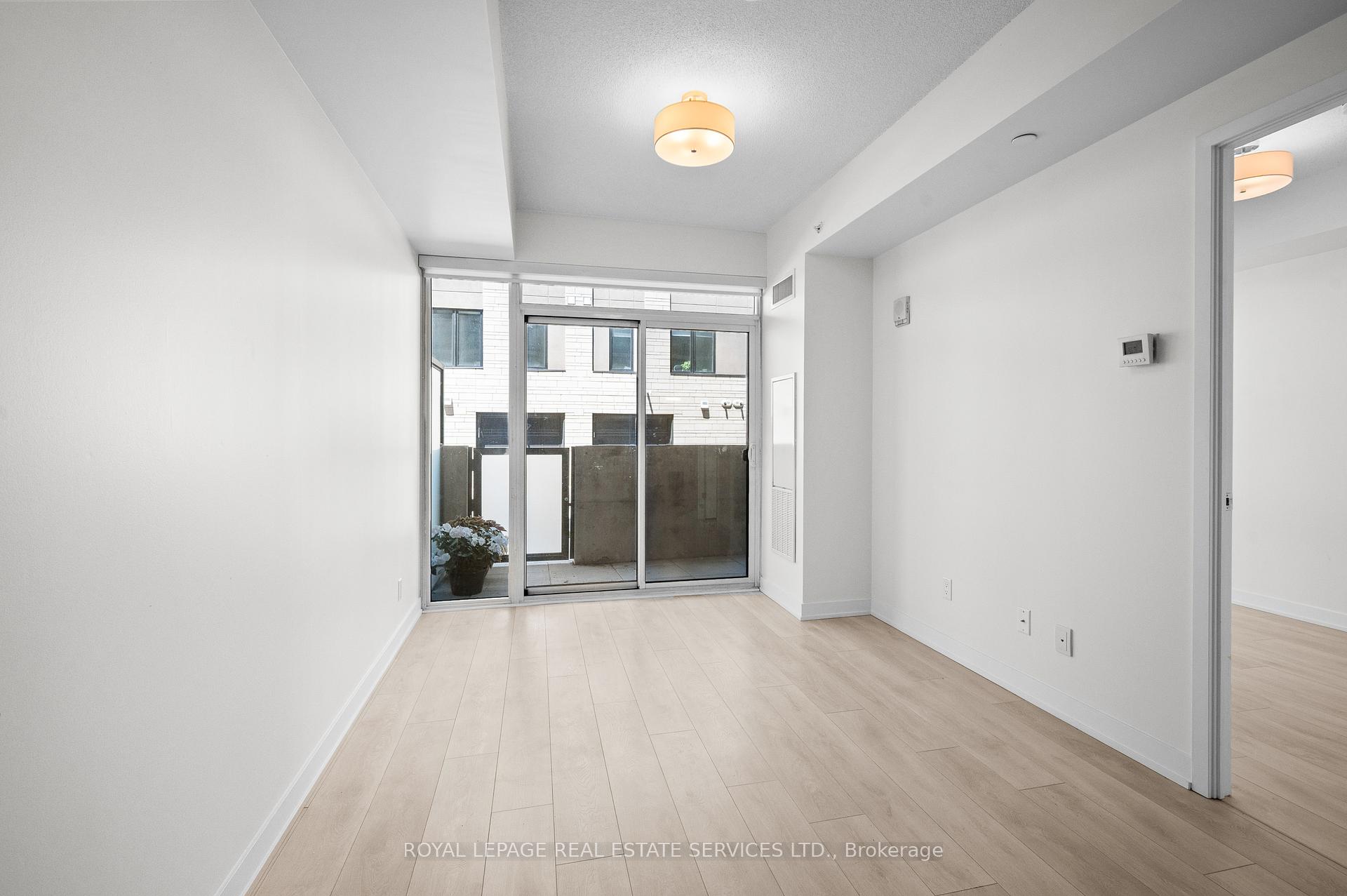 1 Bedroom Condo at 1117 Cooke, Burlington For sale