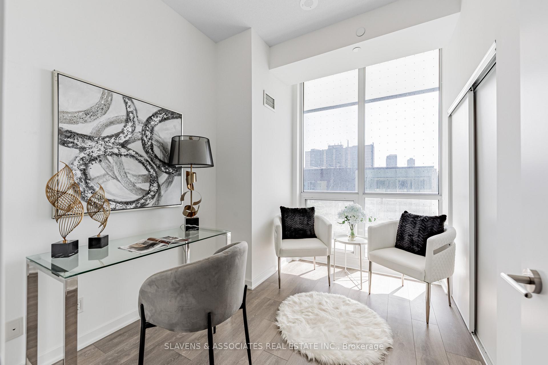 3 Bedrooms Condo at 38 Forest Manor, Toronto For sale