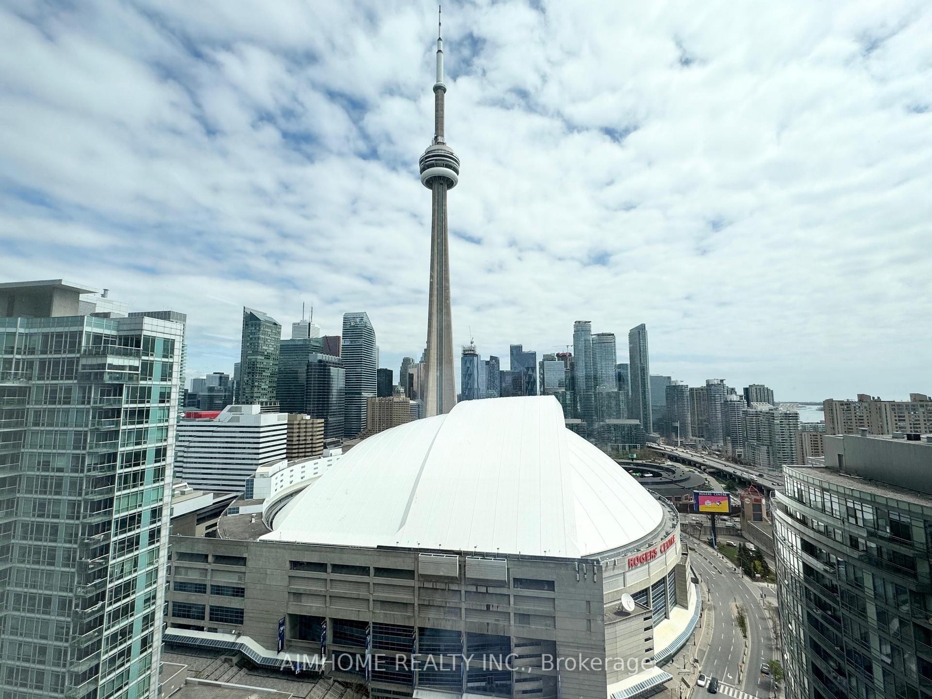 2 Bedrooms Condo at 10 Navy Wharf, Toronto For sale