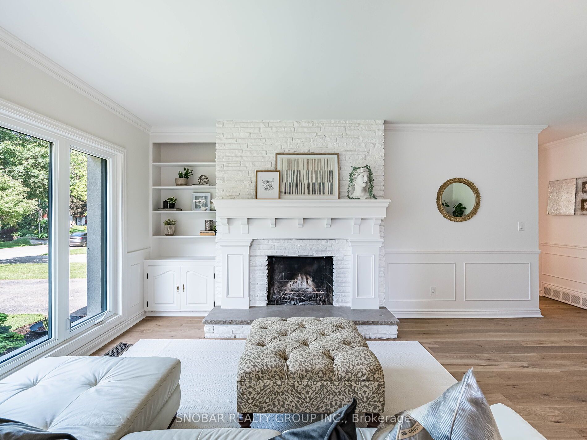 3208 Flynn Crescent