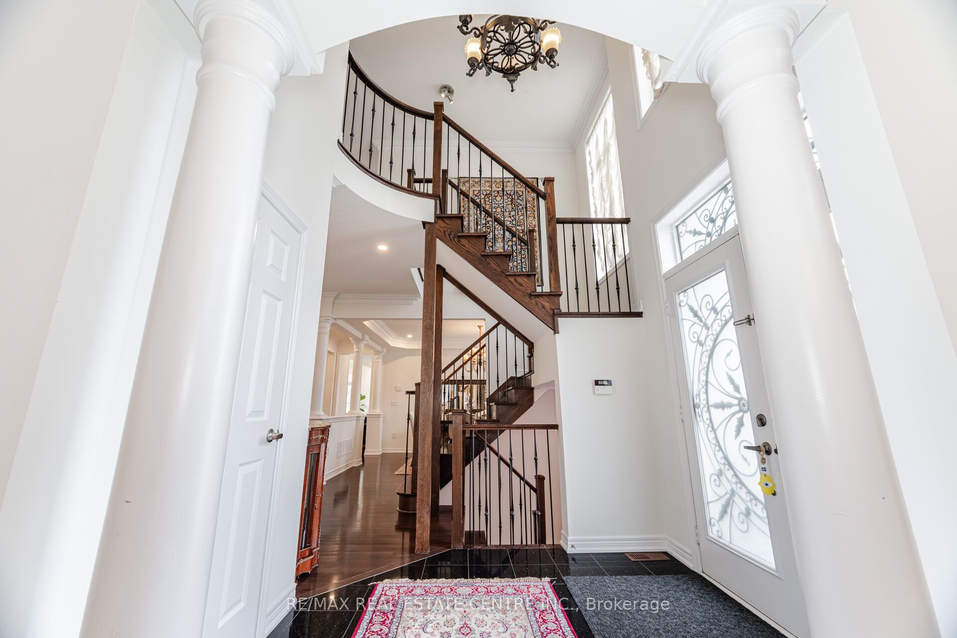 3401 Hideaway Place, Mississauga, ON L5M 0A7