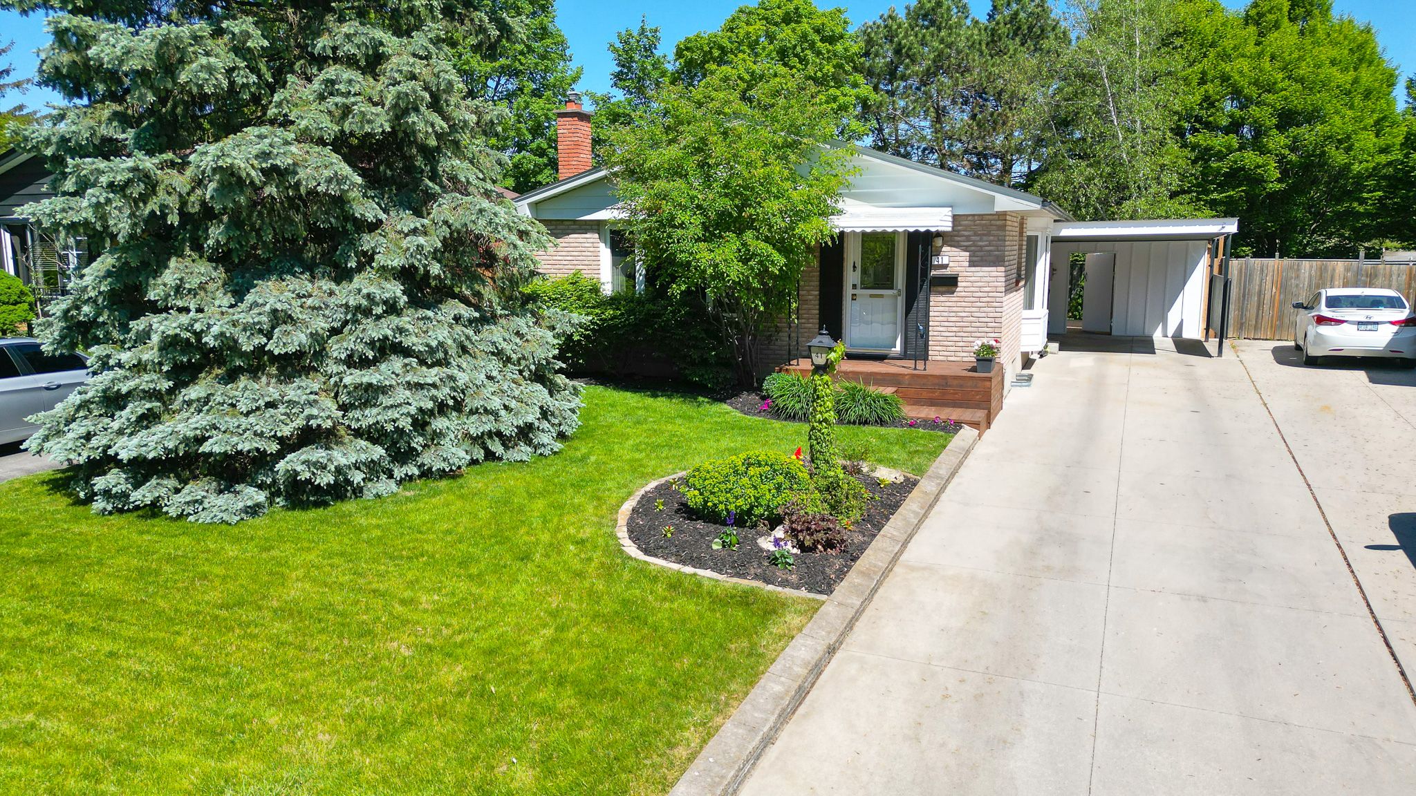 41 Cornell Crescent London Ontario N5V 1N2