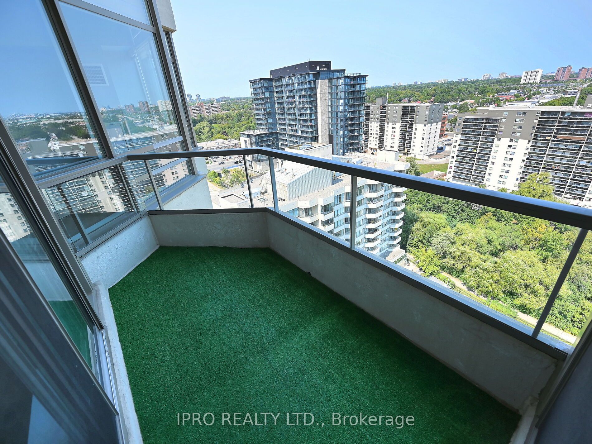 75 King Street E, #PH3