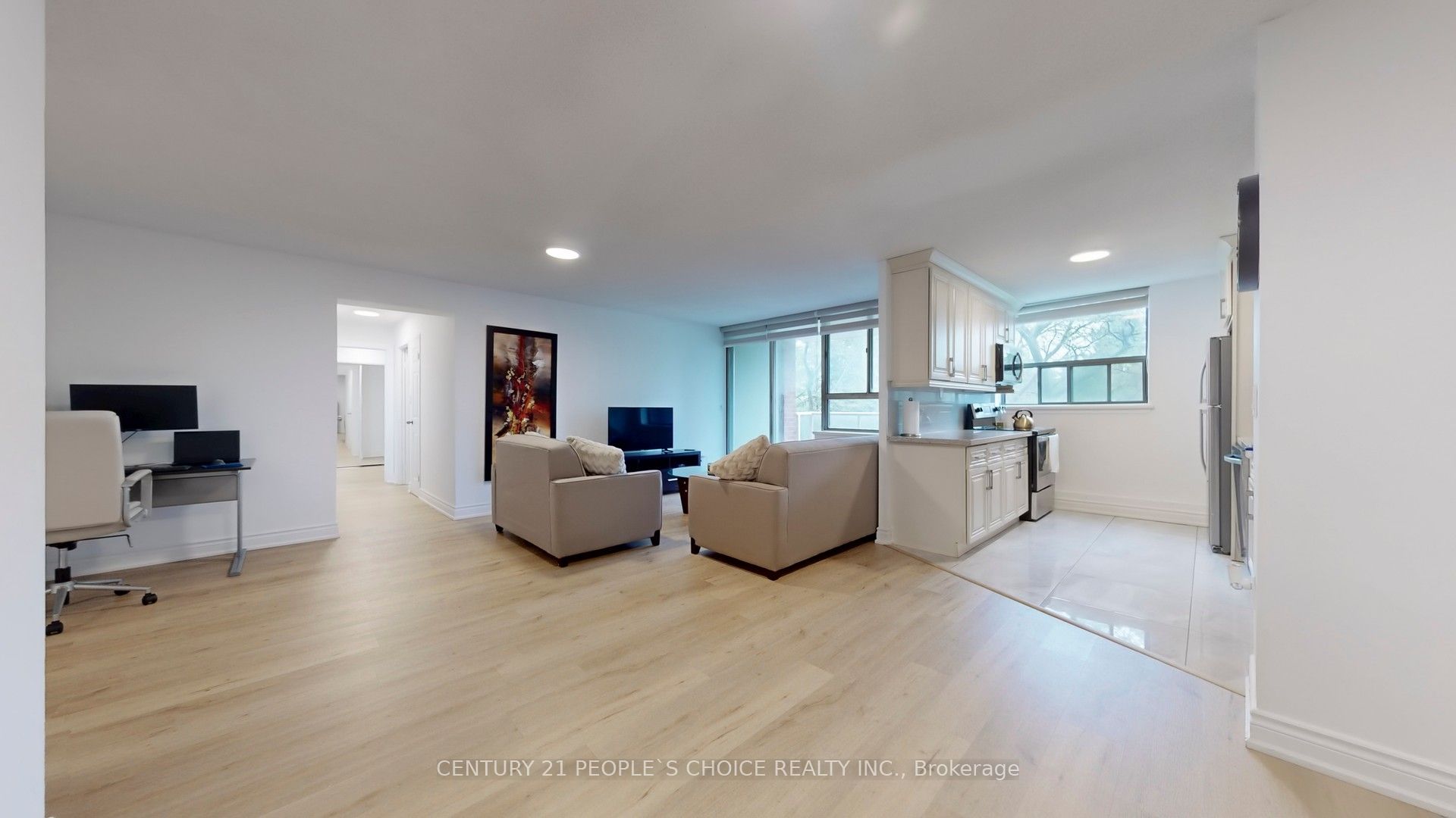100 Wingarden Court, #216