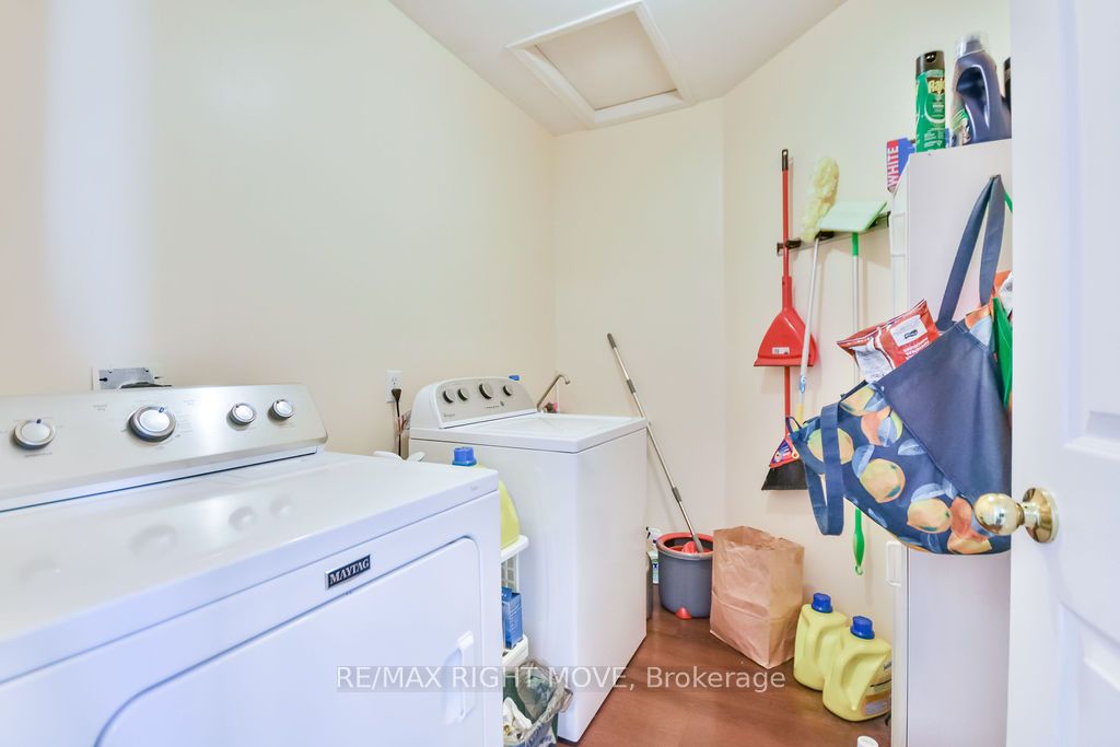 203 Dyer Drive