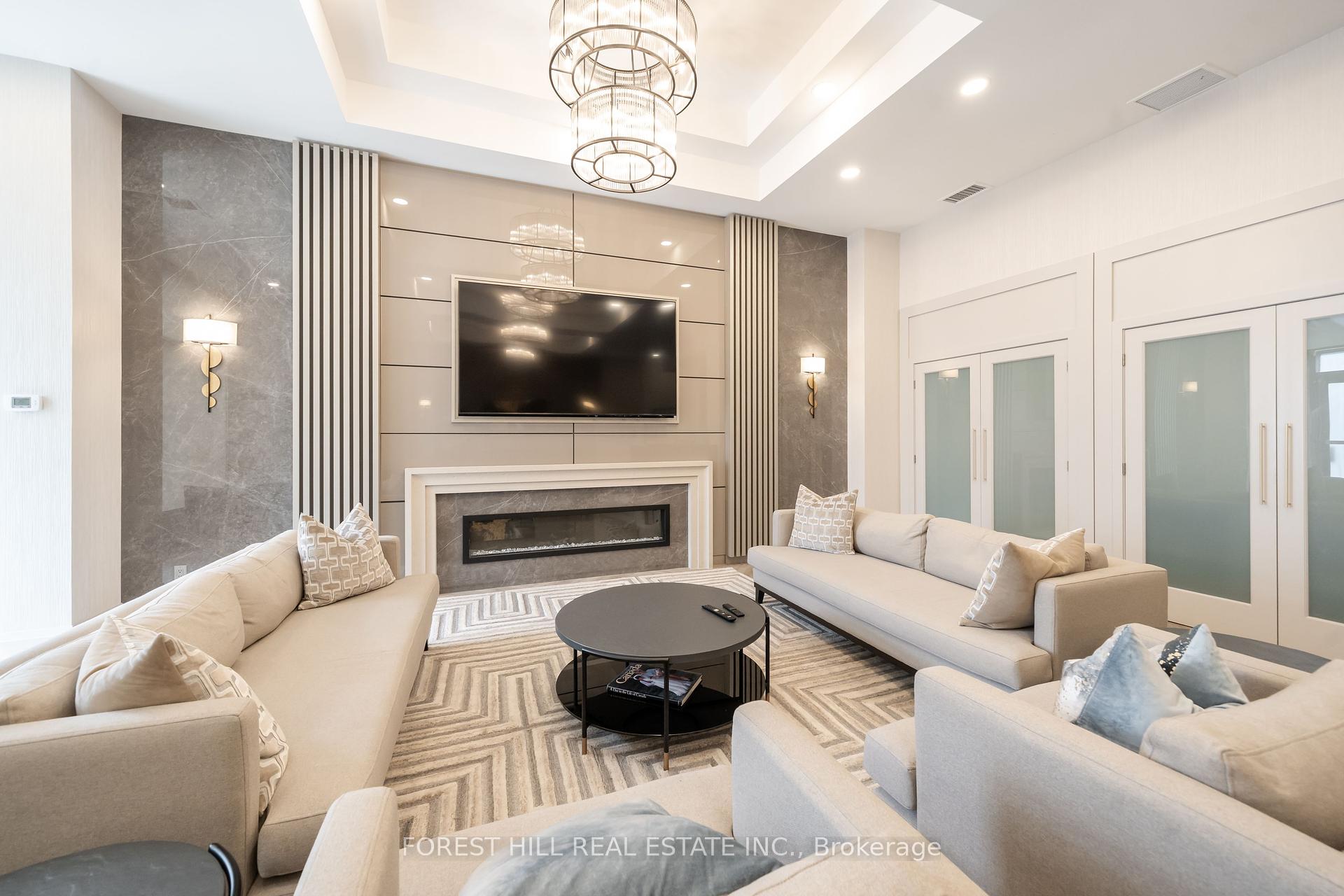 3 Bedrooms Condo at 1 Balmoral, Toronto For sale