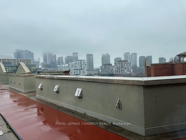 801 King Street W, #1112