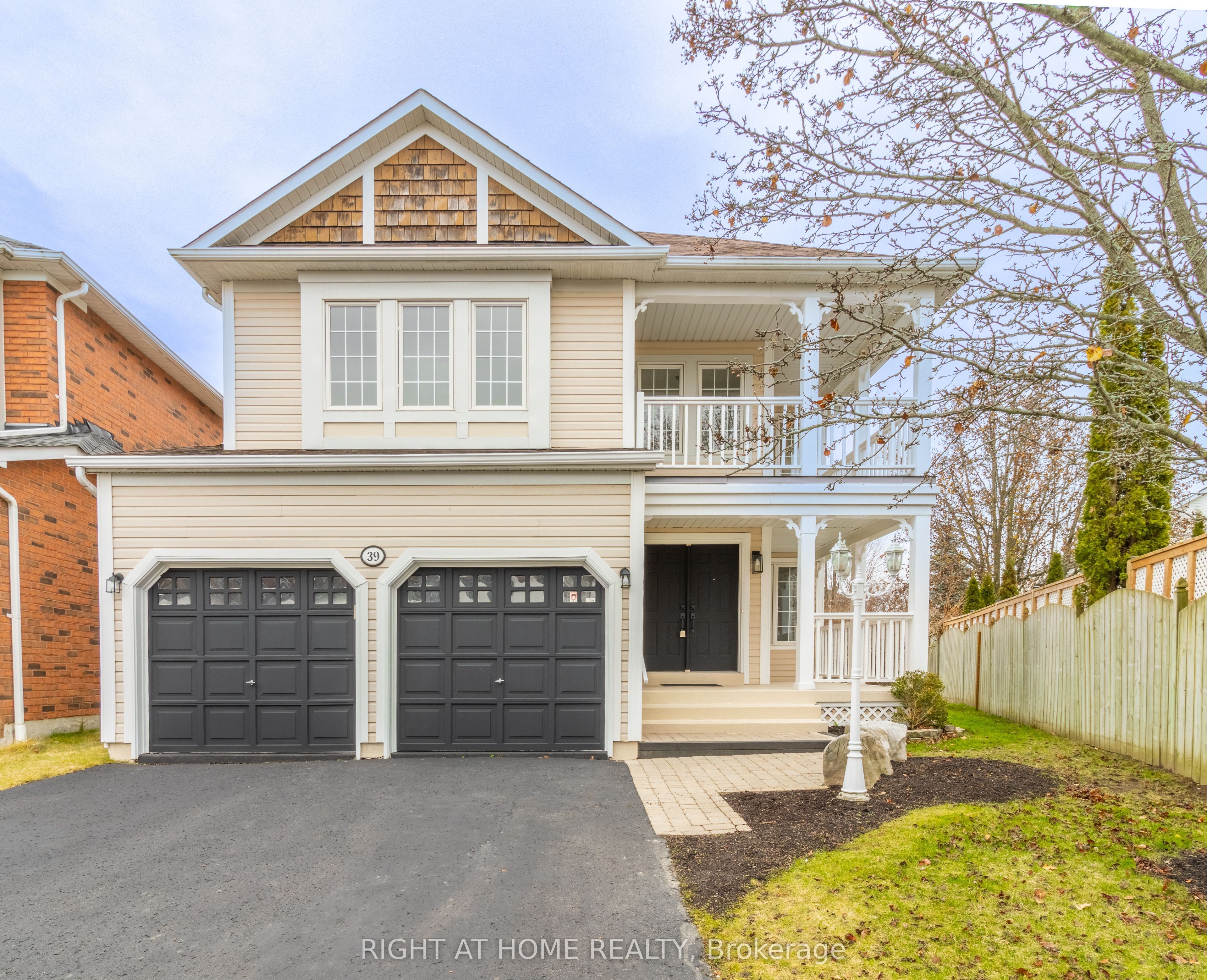 39 Mullord Avenue, Ajax, ON L1Z 1L1