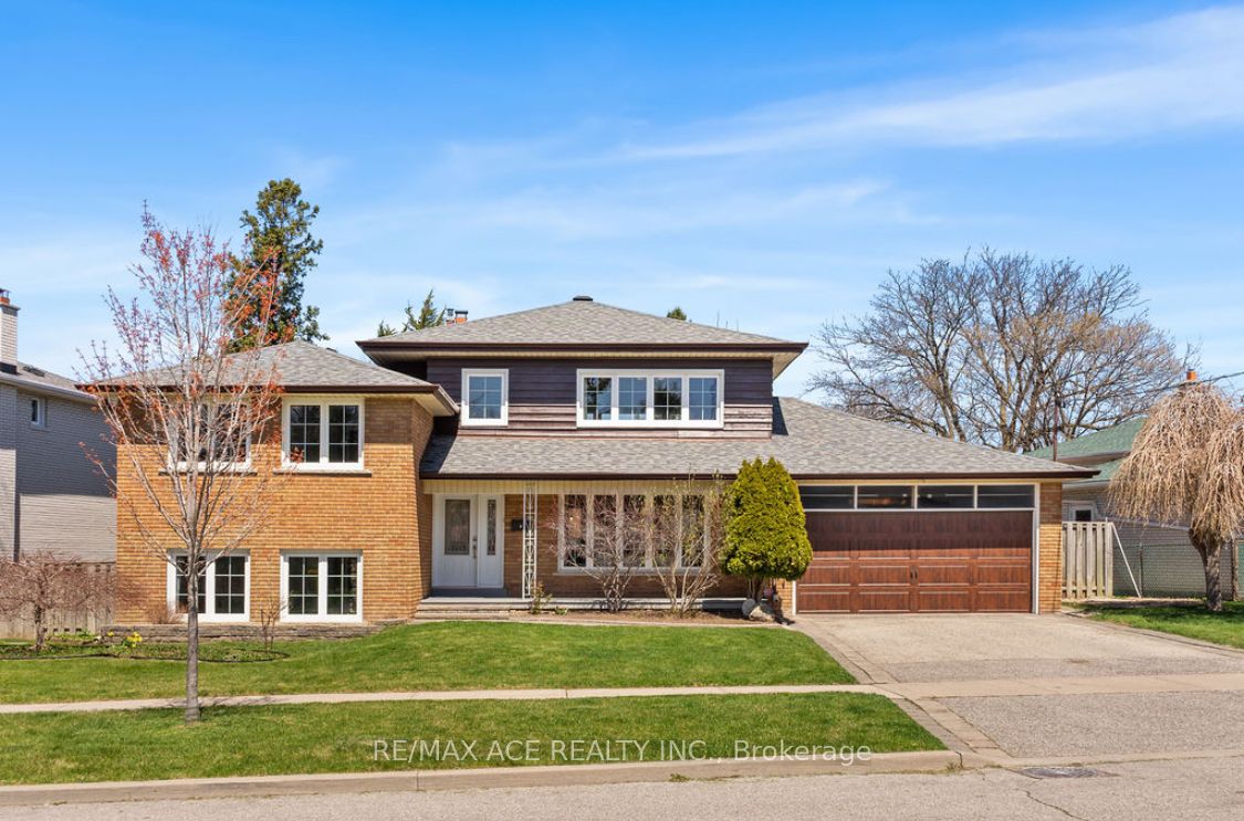 6 Oldborough Circle