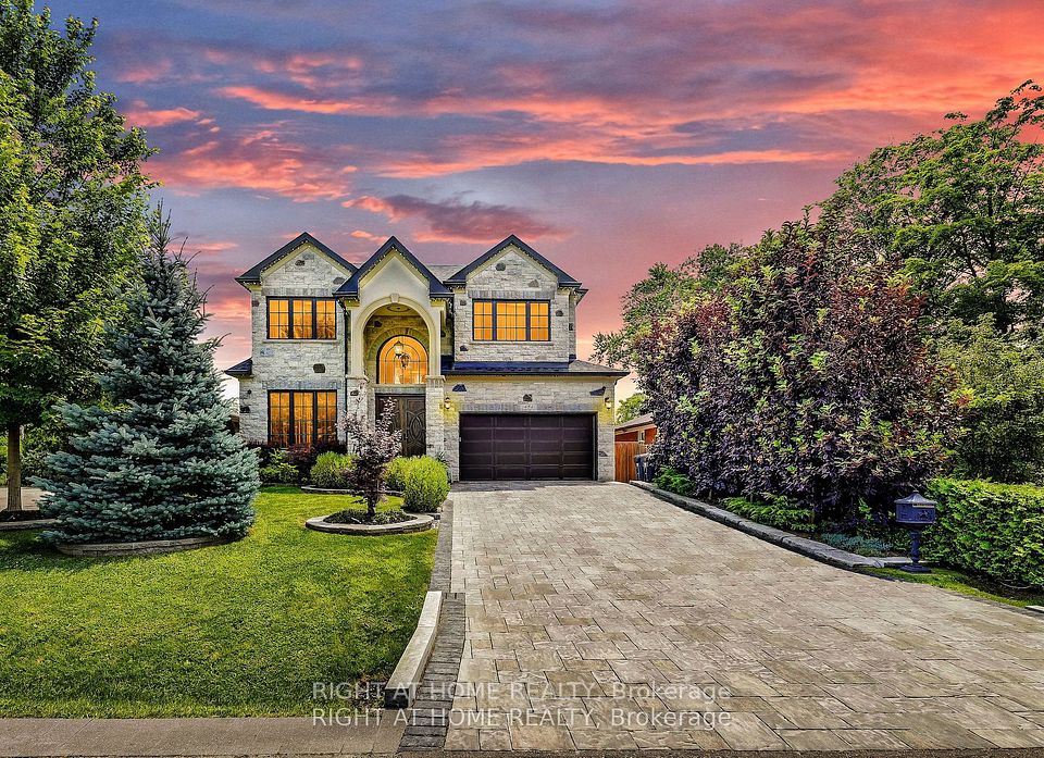 484 Avonwood