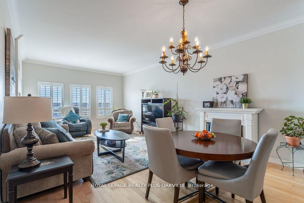 2 Bedrooms Condo at 1499 Nottinghill, Oakville For sale