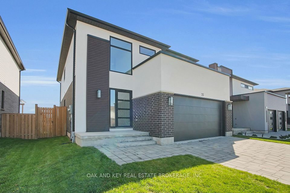 25 Alexander Circle, Strathroy Caradoc, ON N7G 0B4