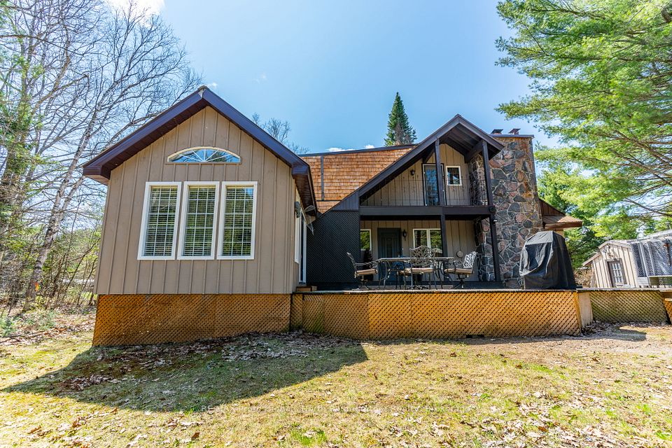 1065 Cloverleaf