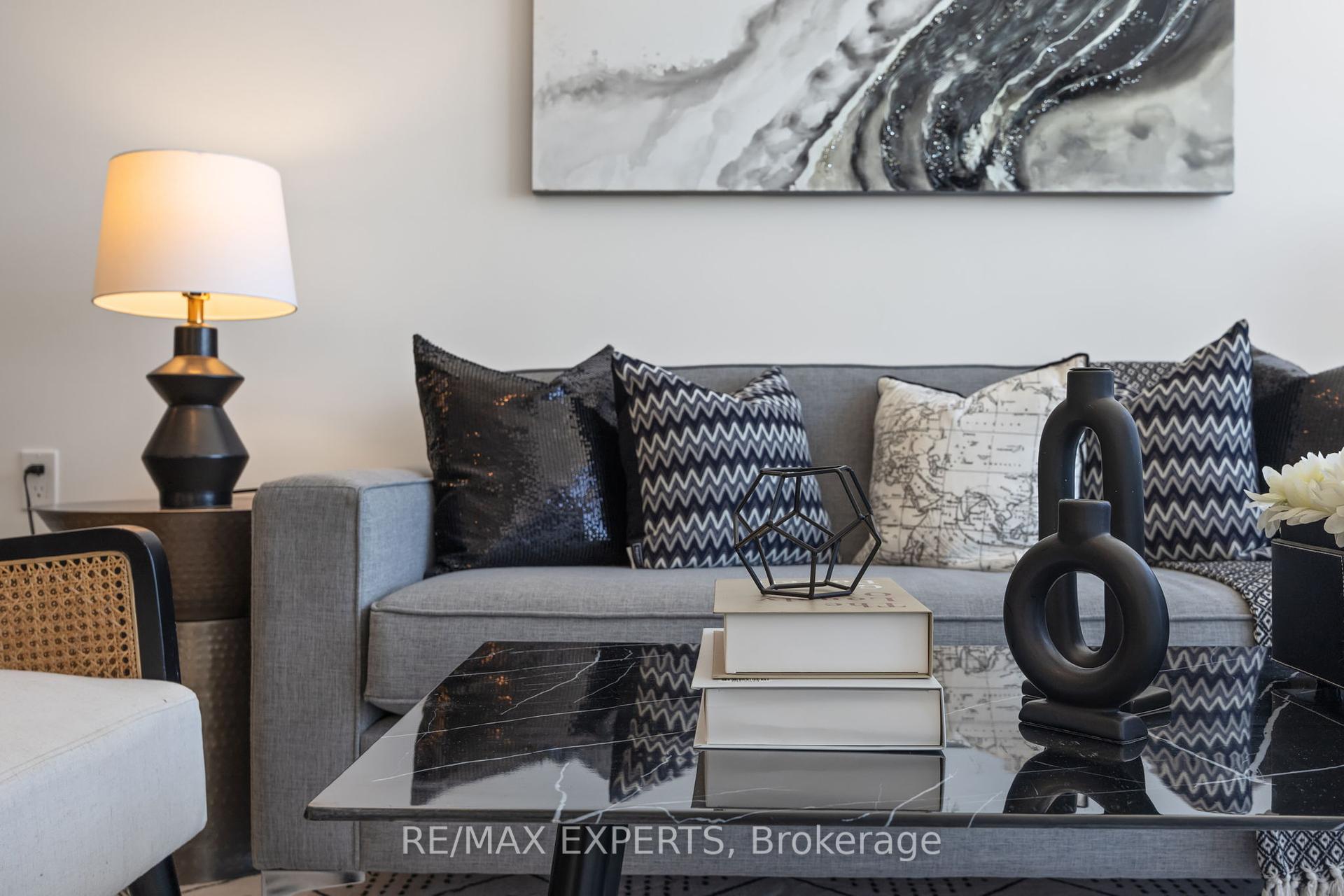 1 Bedroom Condo at 17 Zorra, Toronto For sale