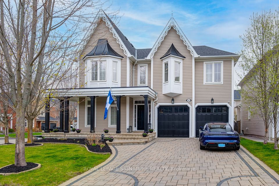 44 Strandmore