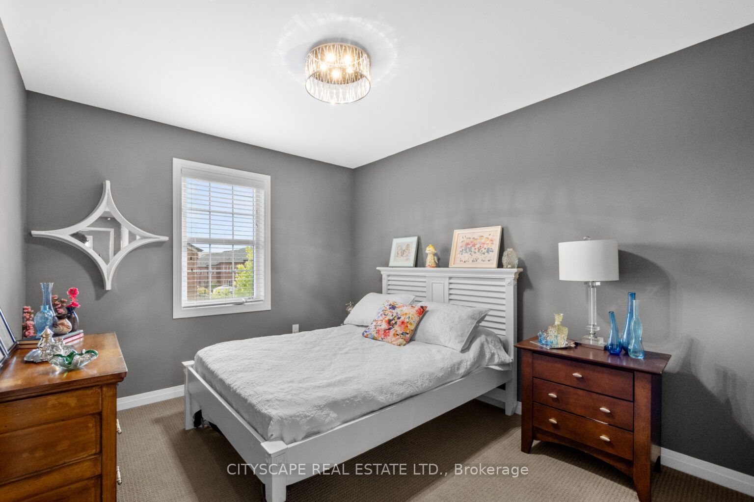 765 Banks Crescent