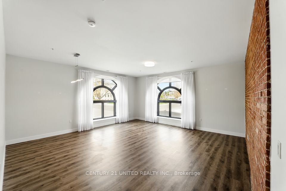 #202 - 475 George Street, Peterborough, ON K9J 3G6
