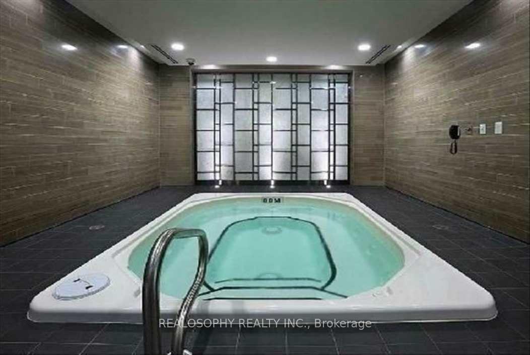 1 Bedroom Condo at 2 Anndale,  Toronto For sale