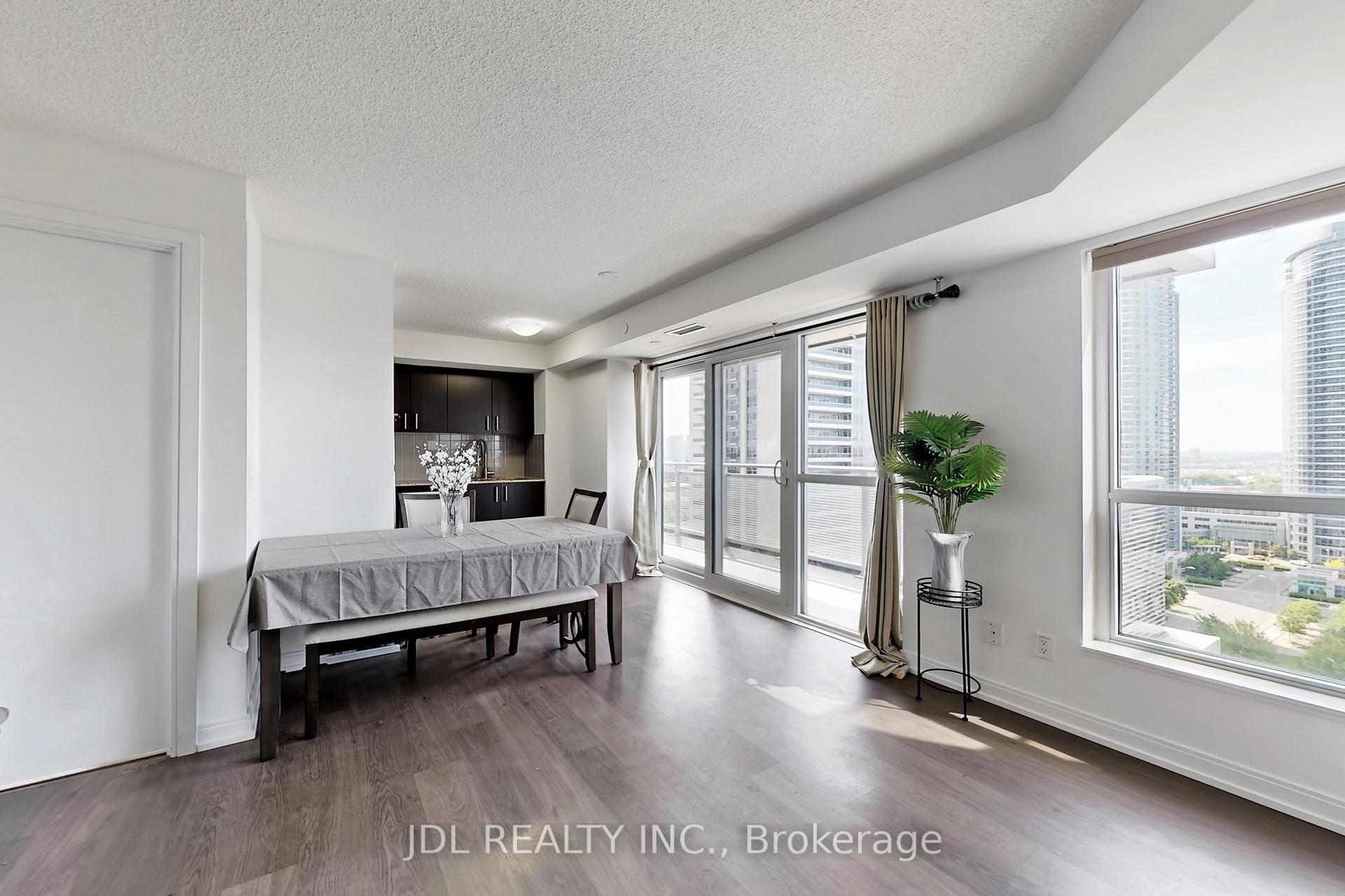 2 Bedrooms Condo at 255 Village Green, Toronto For sale