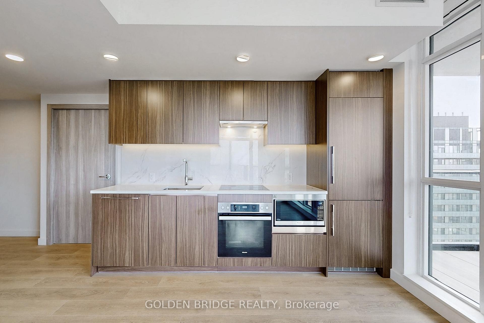 3 Bedrooms Condo at 38 Widmer, Toronto For sale