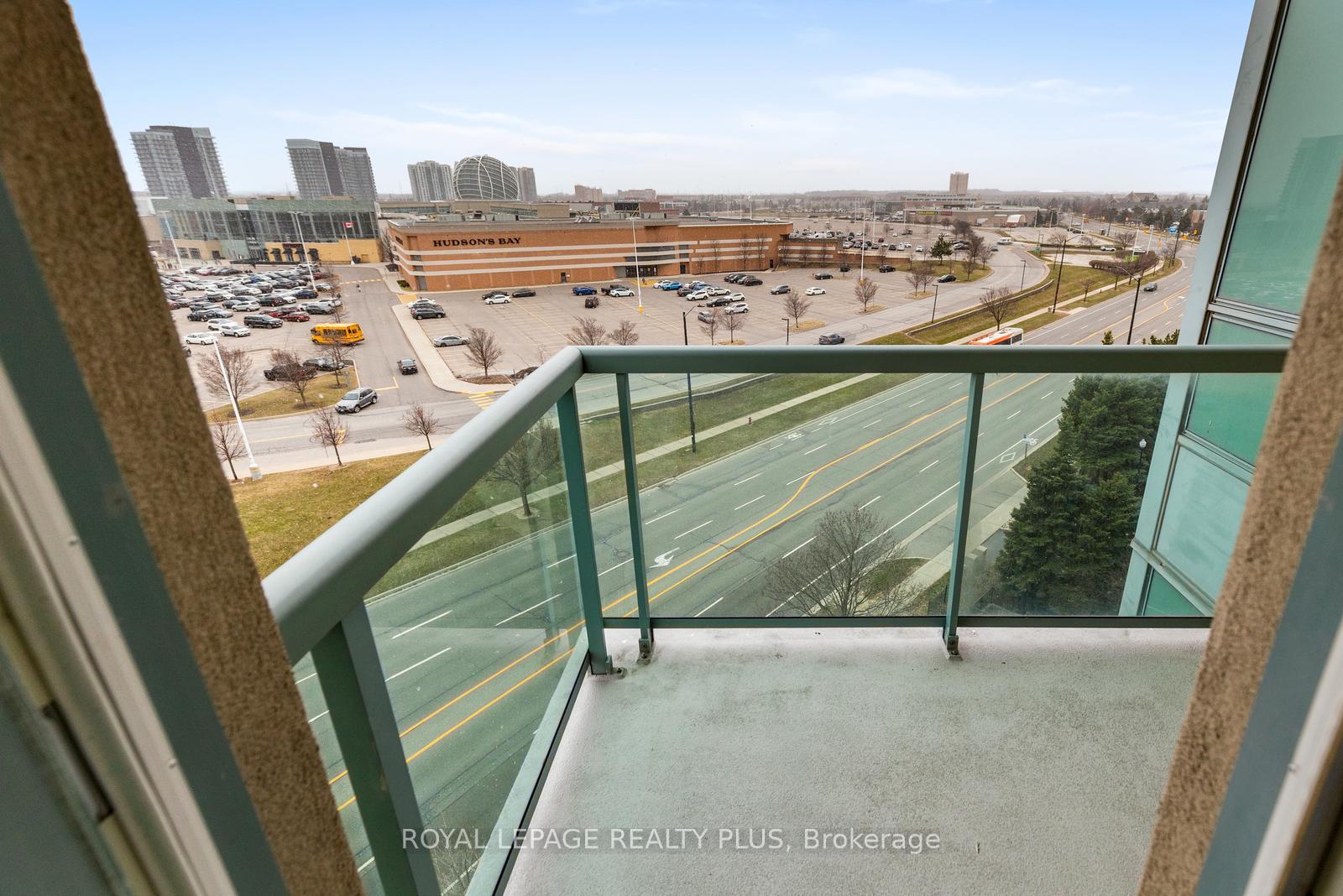 1 Bedroom Condo at 2545 Erin Centre,  Mississauga For sale