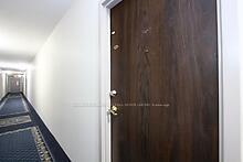 2 Bedrooms Condo at 19 Four Winds, Toronto For sale