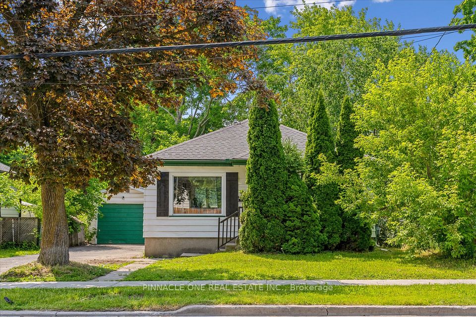 425 Parkhill