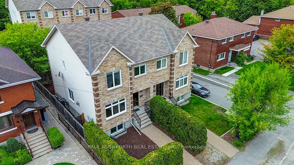 326 Woodroffe