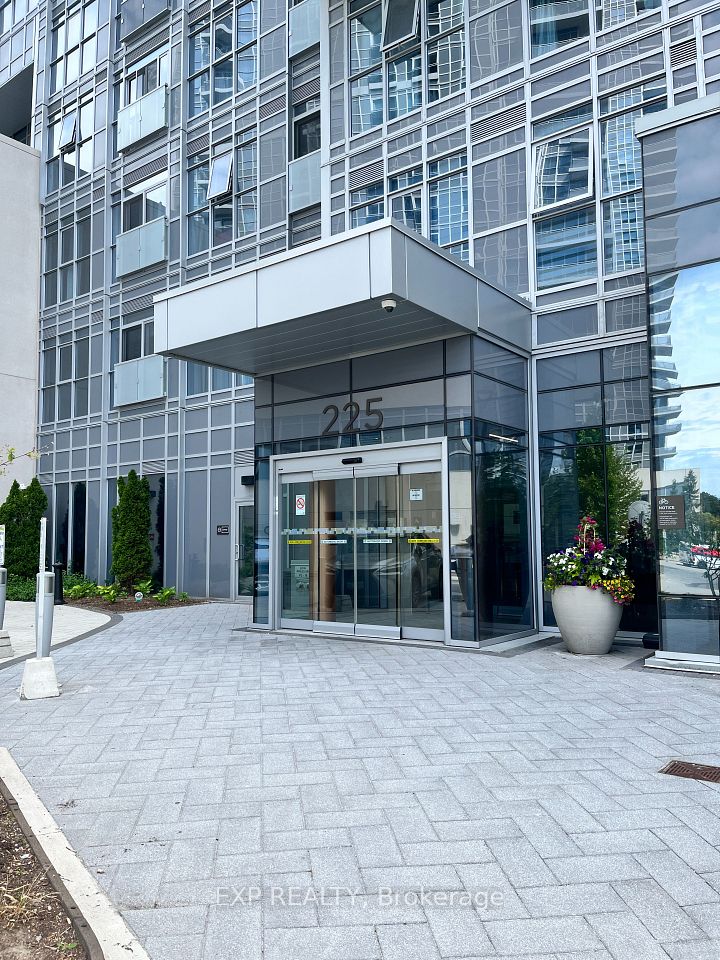 #2208 - 225 VILLAGE GREEN Square, Toronto, ON M1S 0N4