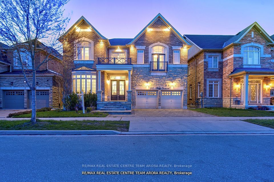 155 Hoey Crescent, Oakville, ON L6M 0X1