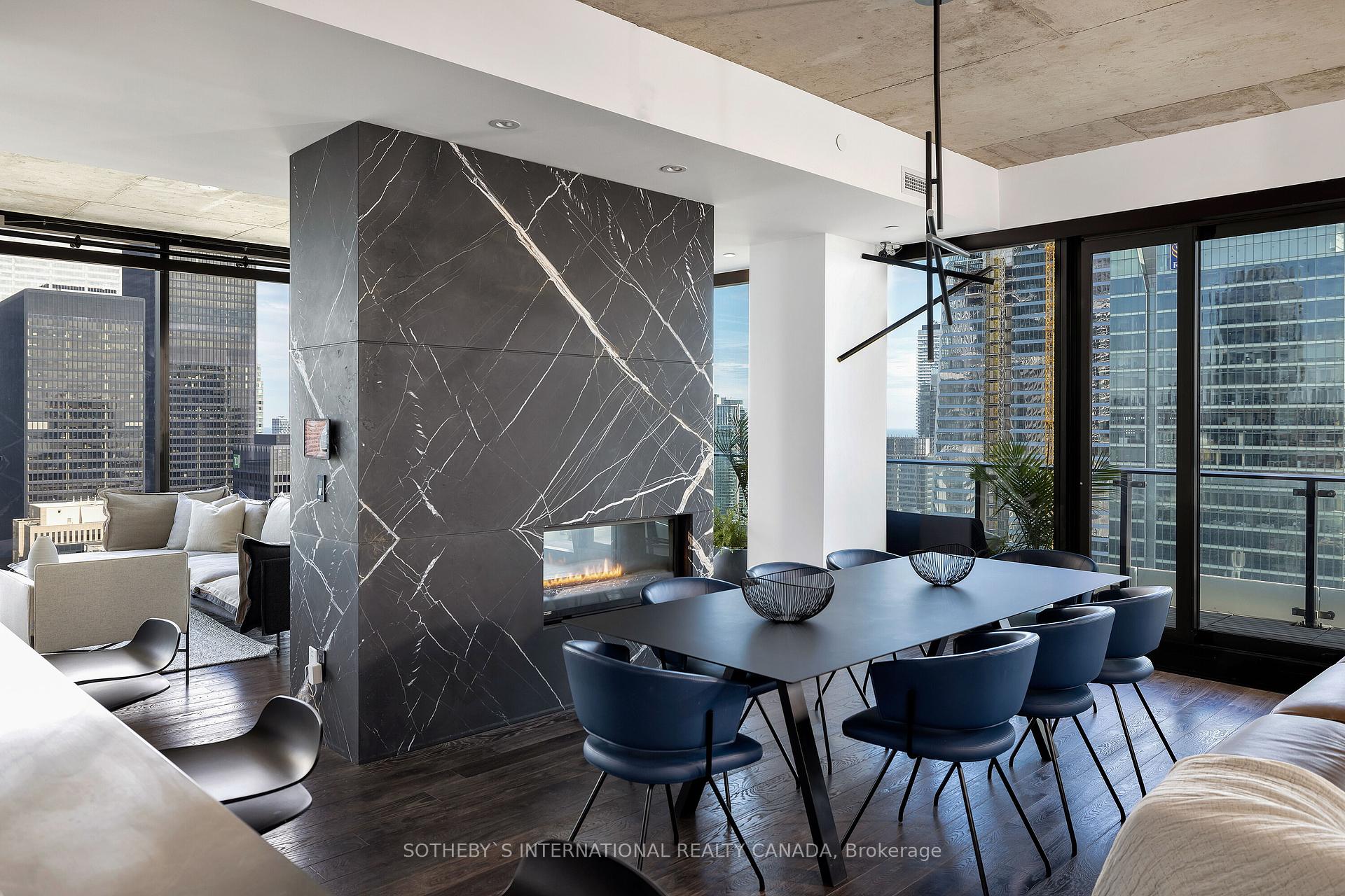 4 Bedrooms Condo at 224 King,  Toronto For sale