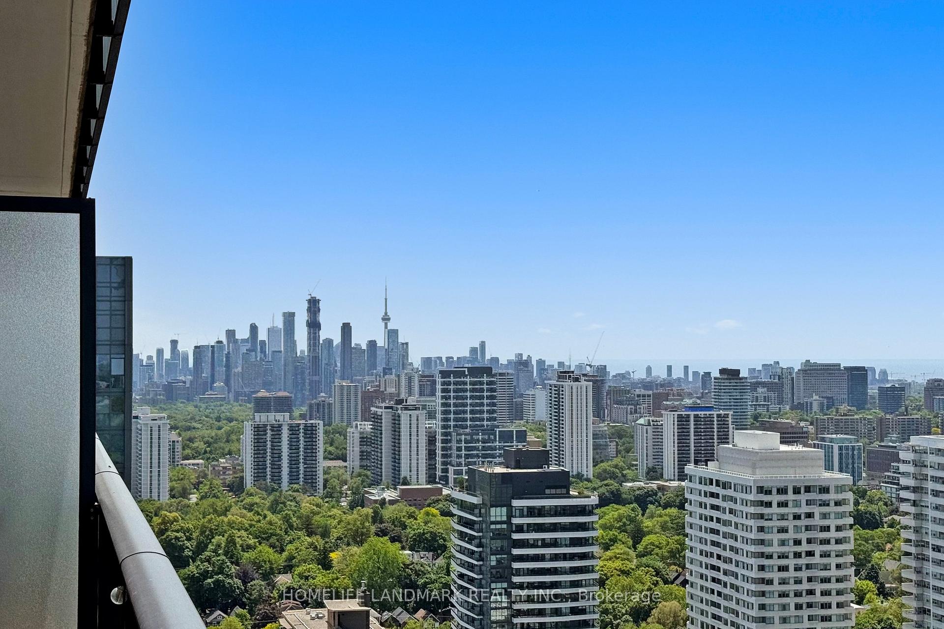 2 Bedrooms Condo at 185 Roehampton, Toronto For sale