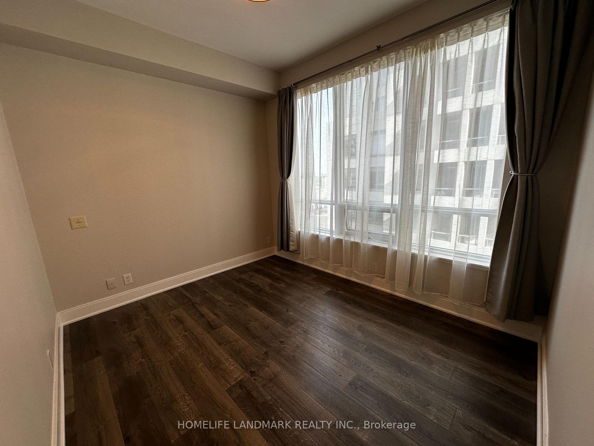 2 Bedrooms Condo at 21 Balmuto, Toronto For sale