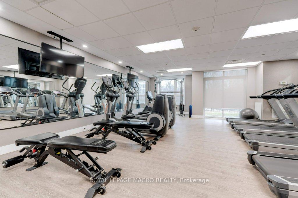 1 Bedroom Condo at 125 Shoreview,  Hamilton For sale