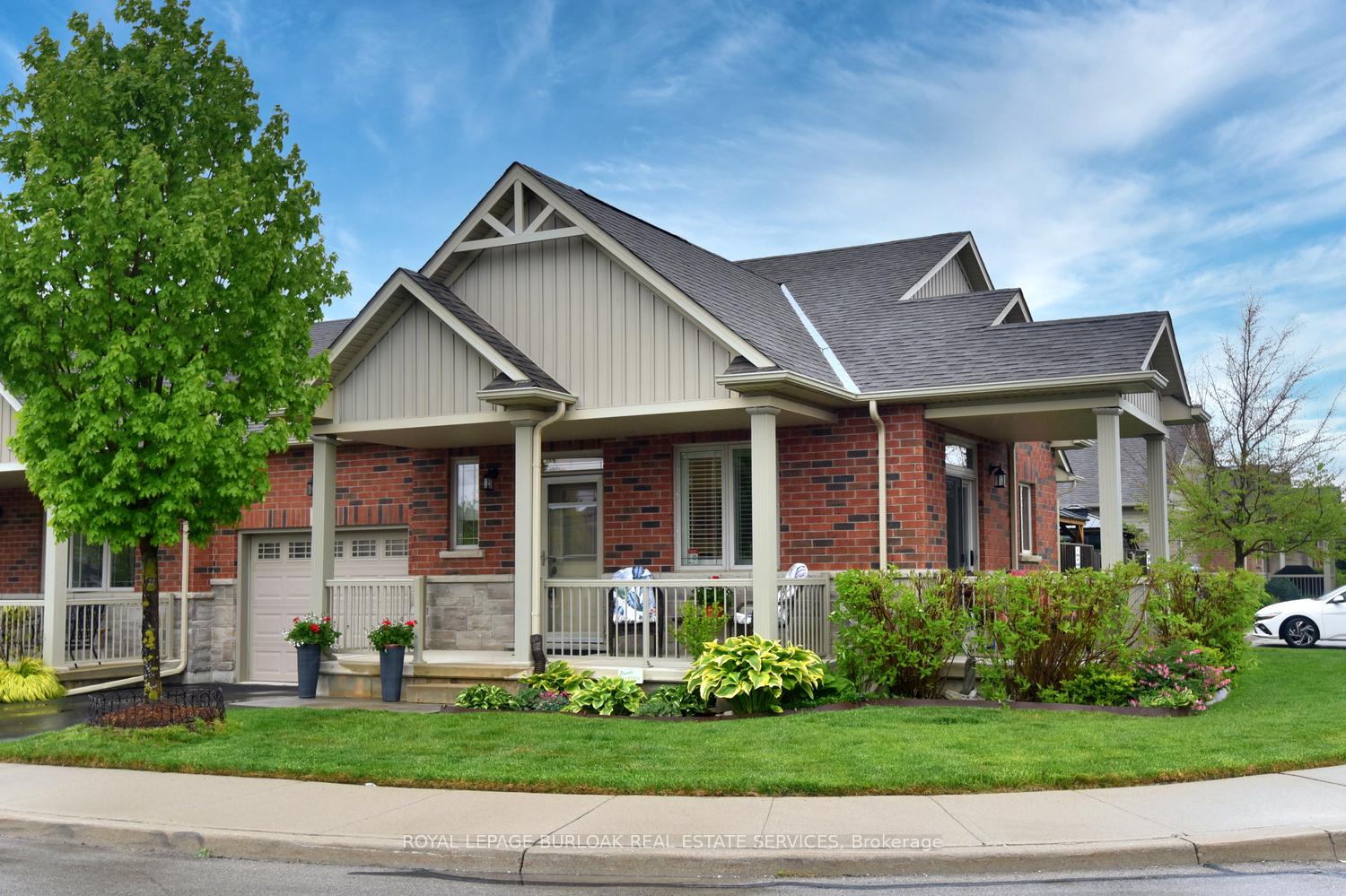 1 Bedroom Condo at 11 Ecker, Hamilton For sale