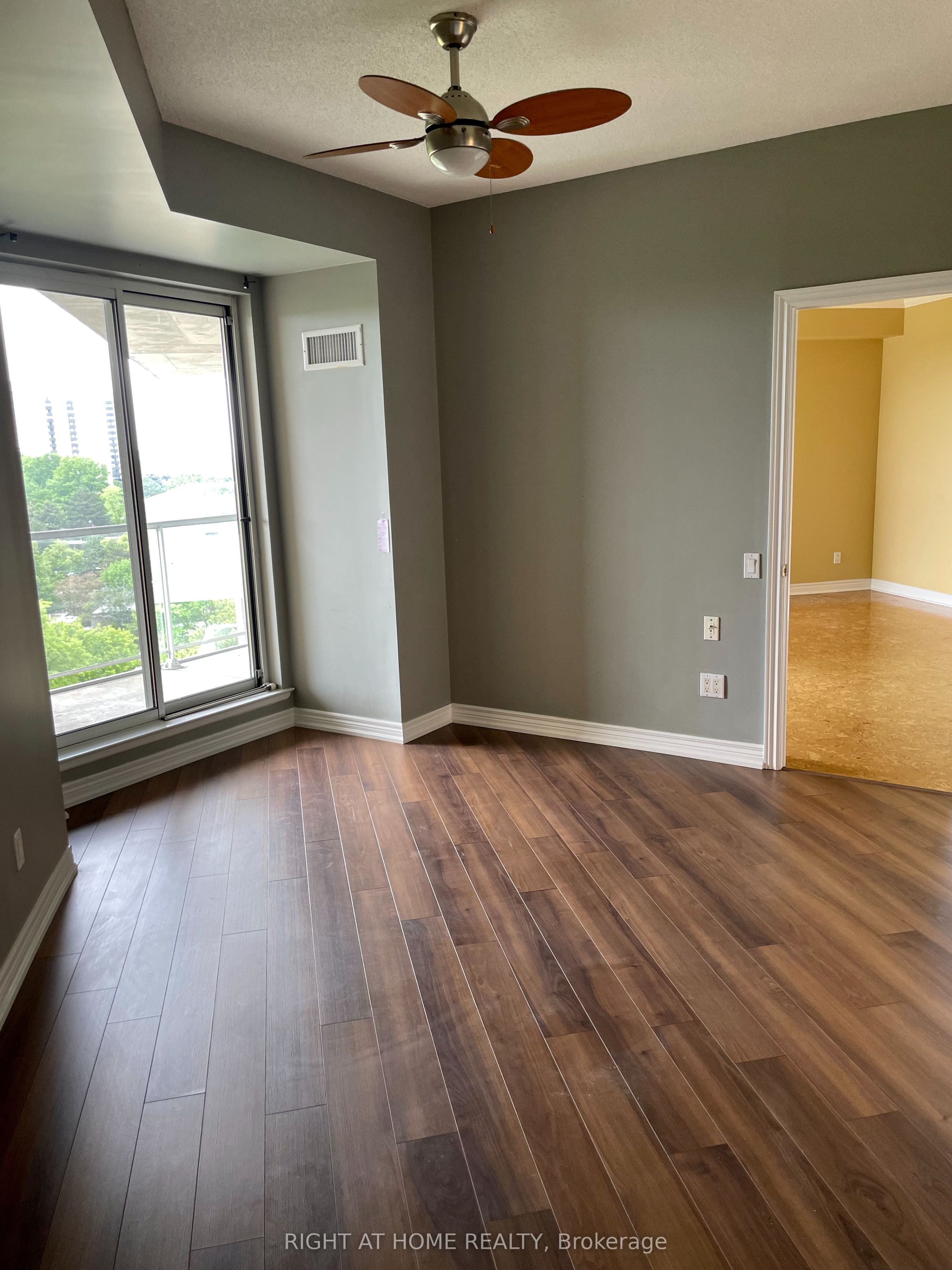 350 Mill Road, #901