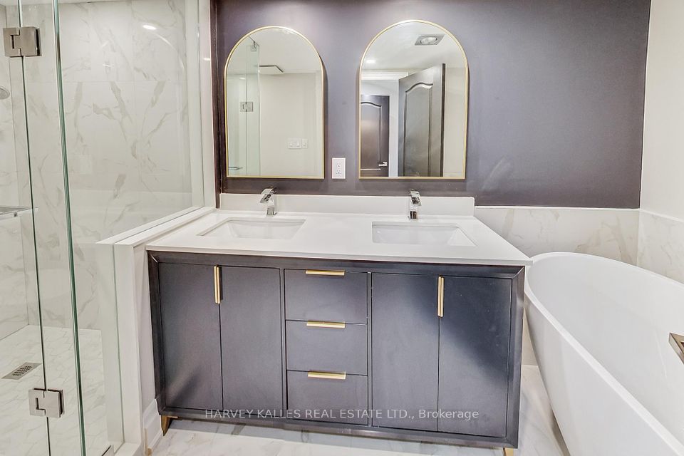 258 Spadina Road