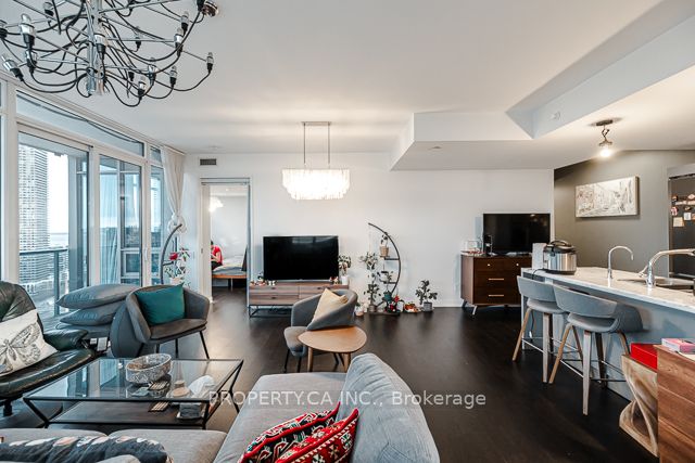 90 Park Lawn Road, #2811