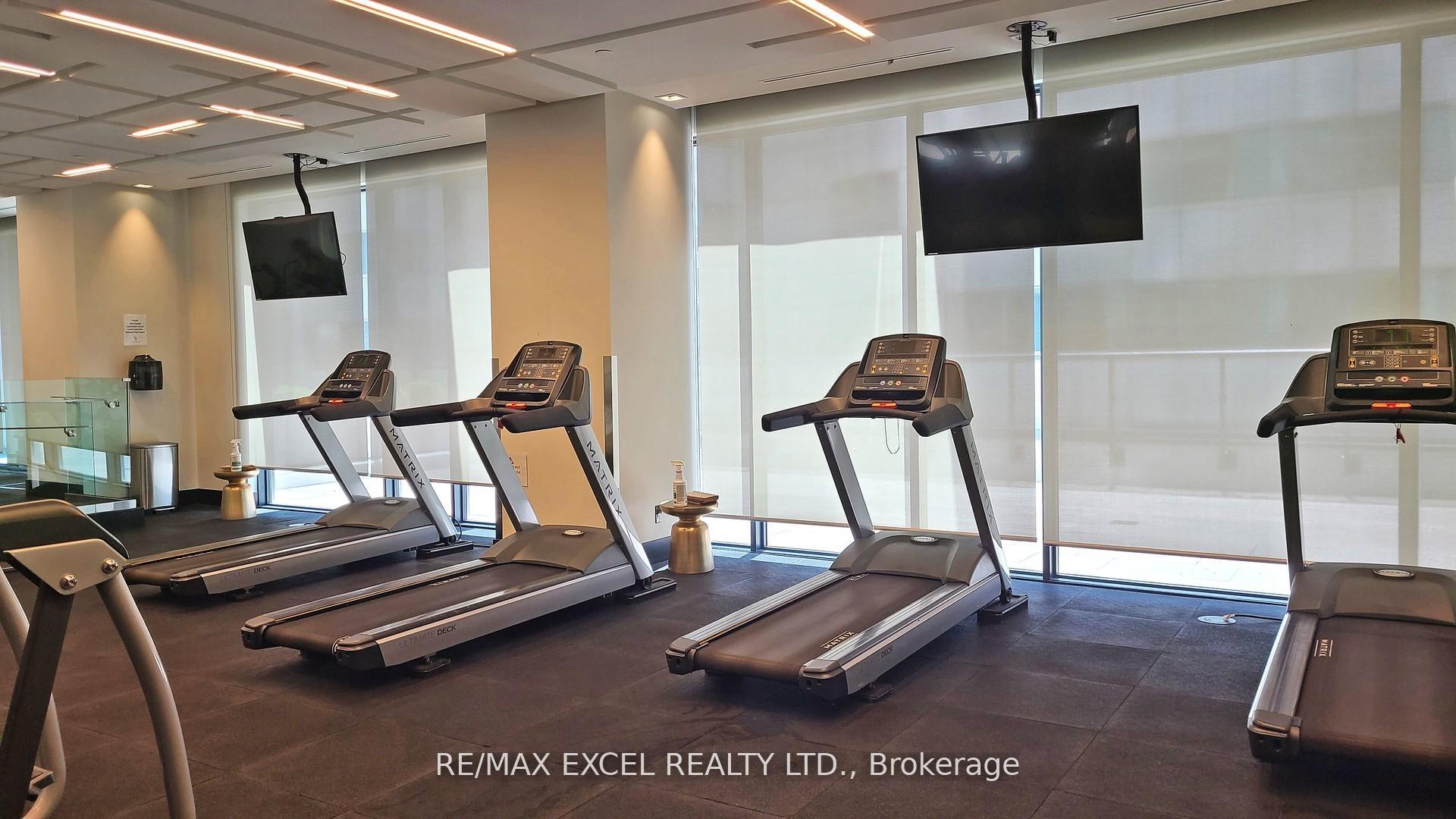 2 Bedrooms Condo at 87 Peter, Toronto For sale