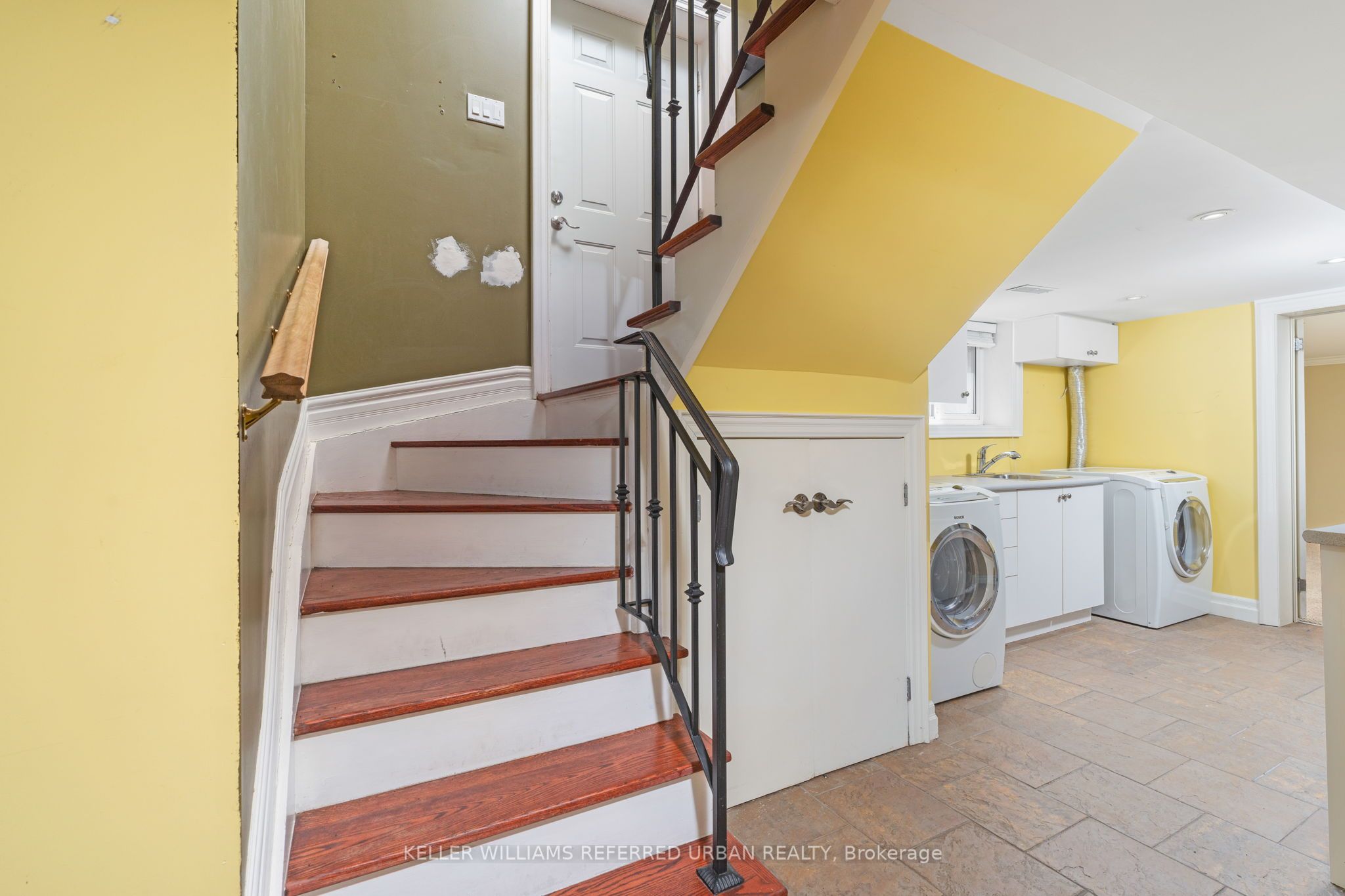 710 Pharmacy Avenue