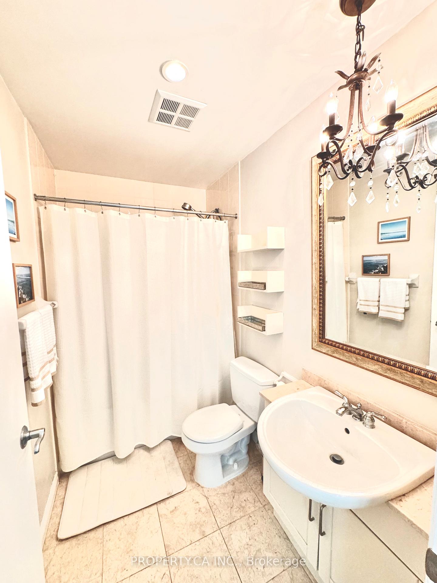 2 Bedrooms Condo at 60 Byng, Toronto For sale