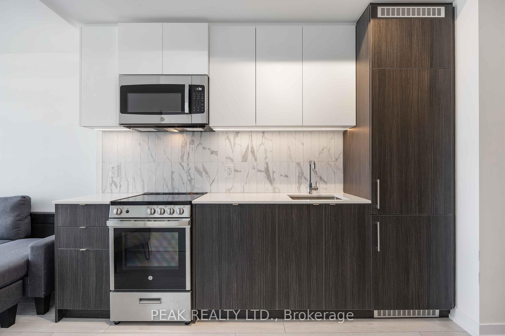 1 Bedroom Condo at 500 Dupont,  Toronto For sale