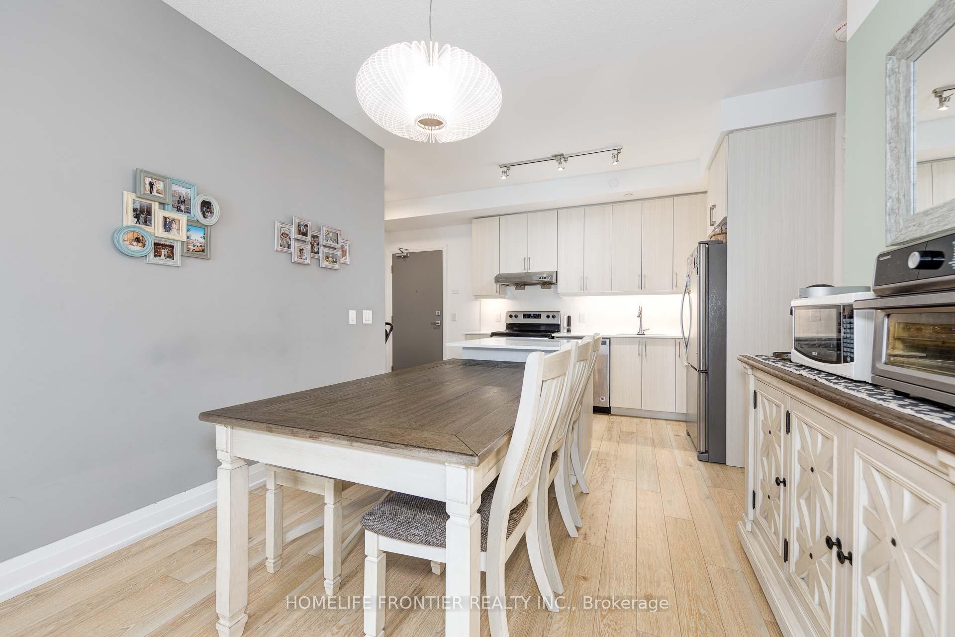 3 Bedrooms Condo at 591 Sheppard,  Toronto For sale