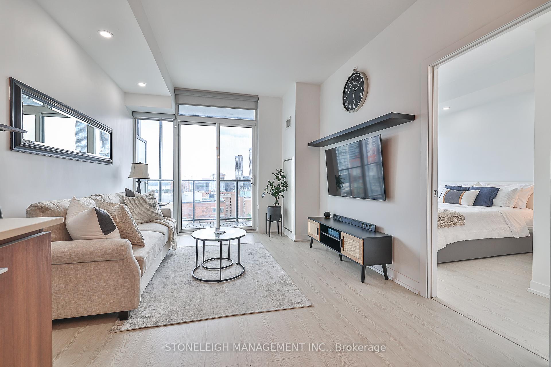 2 Bedrooms Condo at 105 George,  Toronto For sale