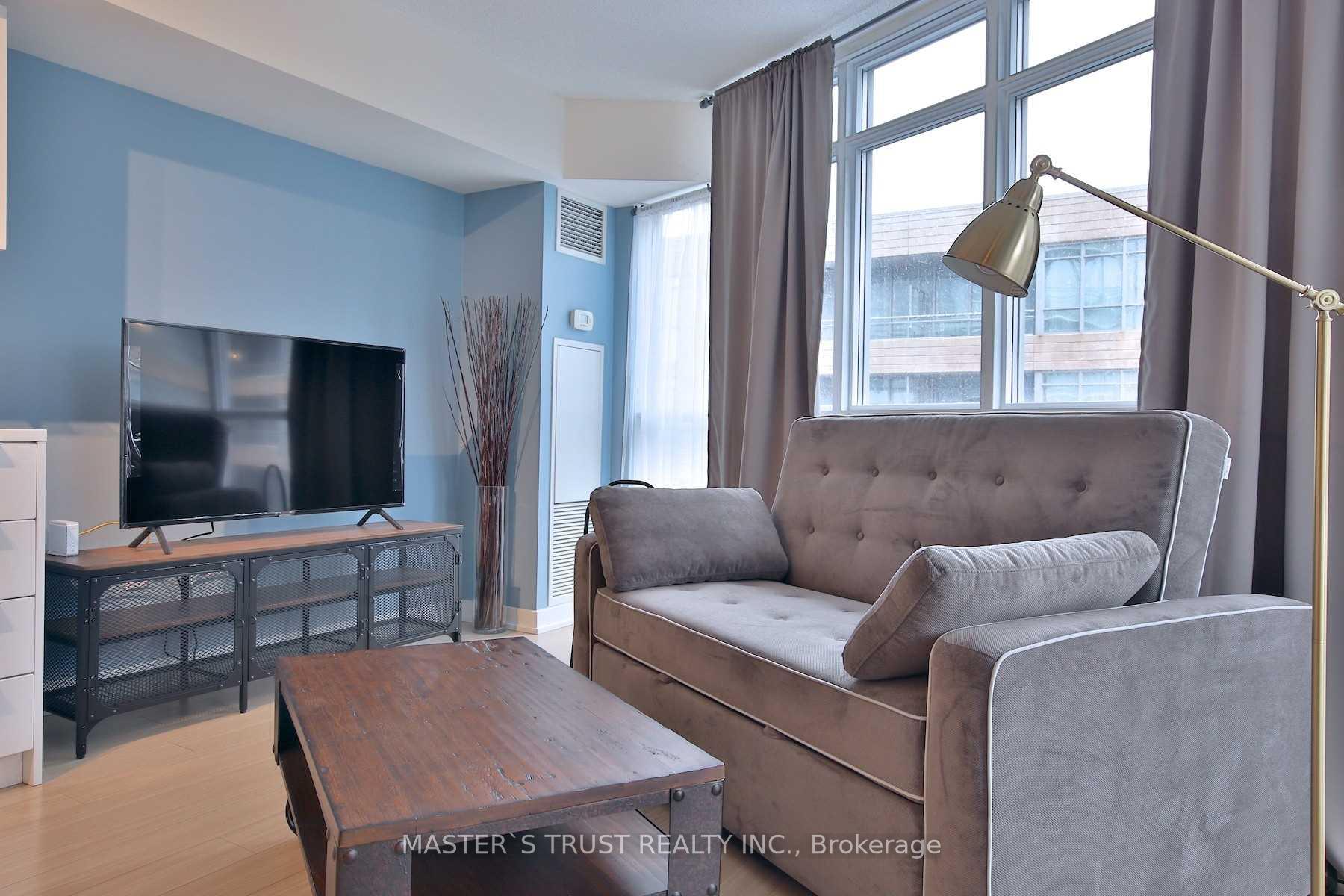 2 Bedrooms Condo at 21 Iceboat, Toronto For sale