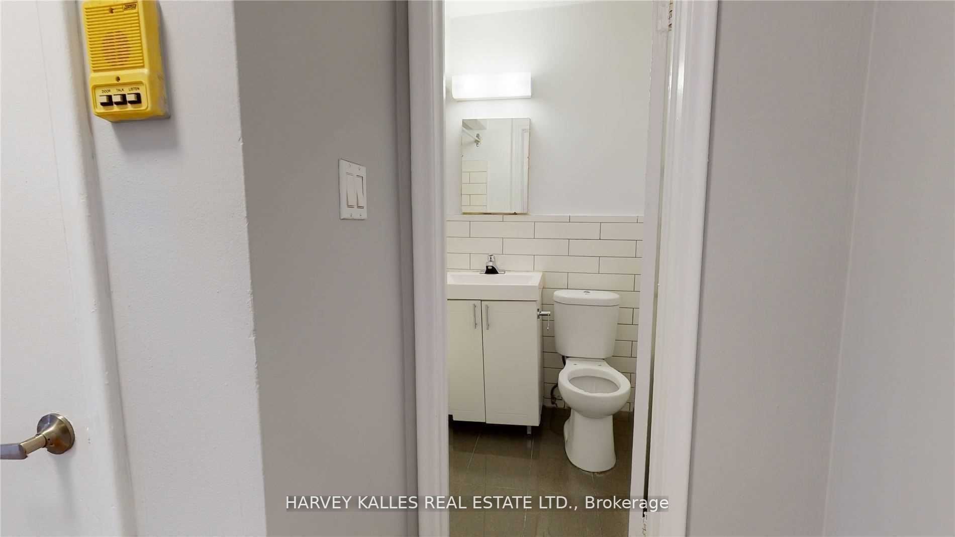 4 Greentree Court B7