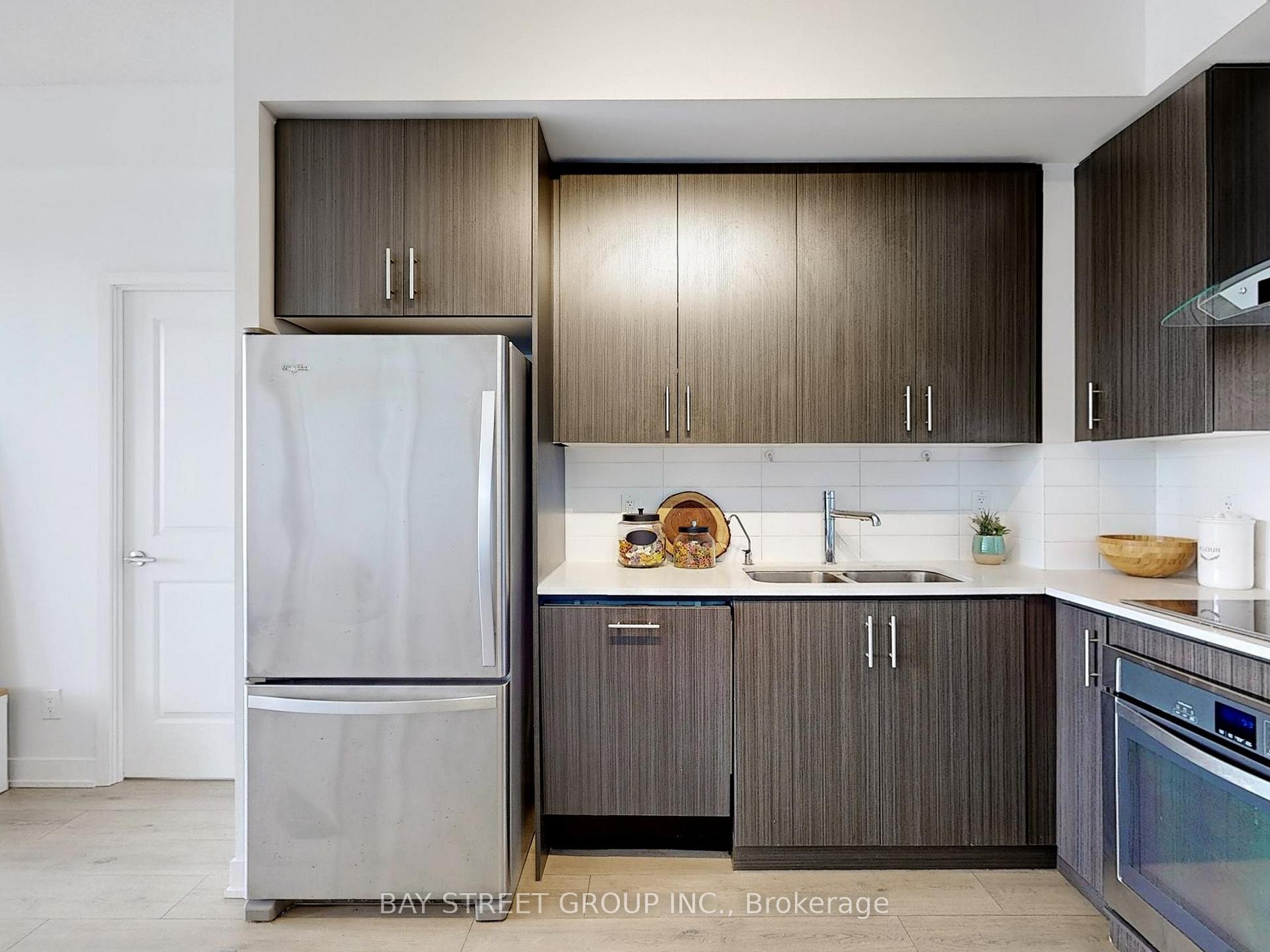 2 Bedrooms Condo at 195 Bonis,  Toronto For sale