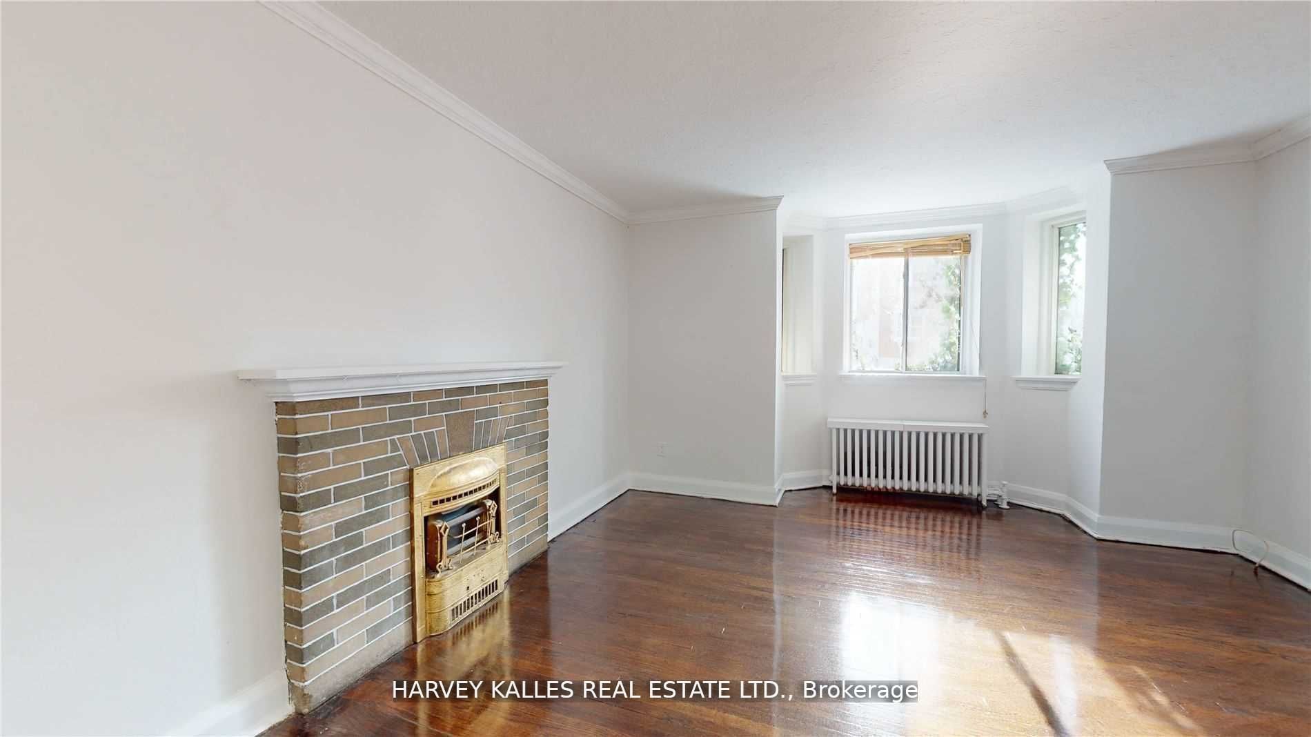320 Lonsdale Road 8