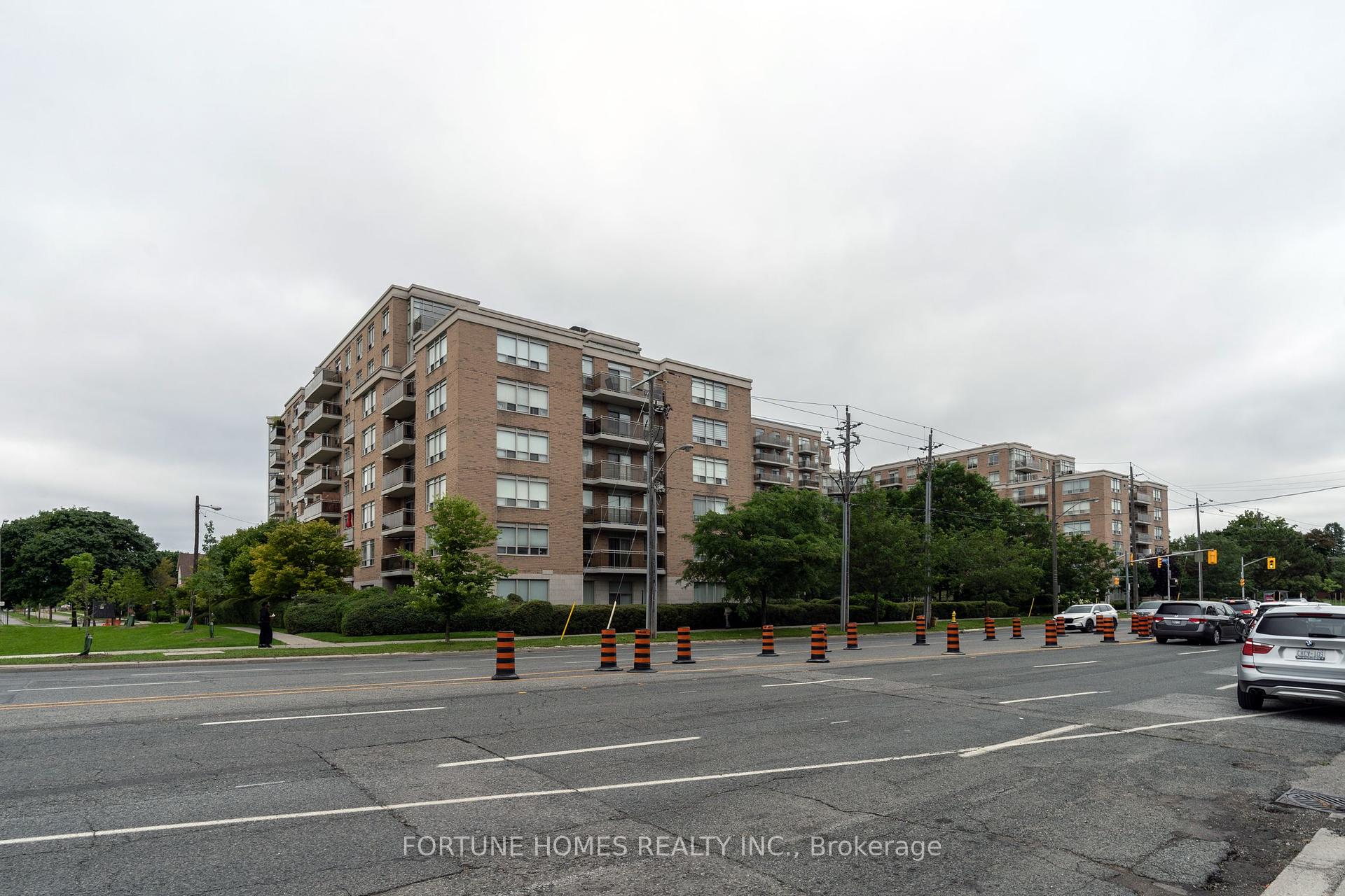 2 Bedrooms Condo at 650 Lawrence, Toronto For sale
