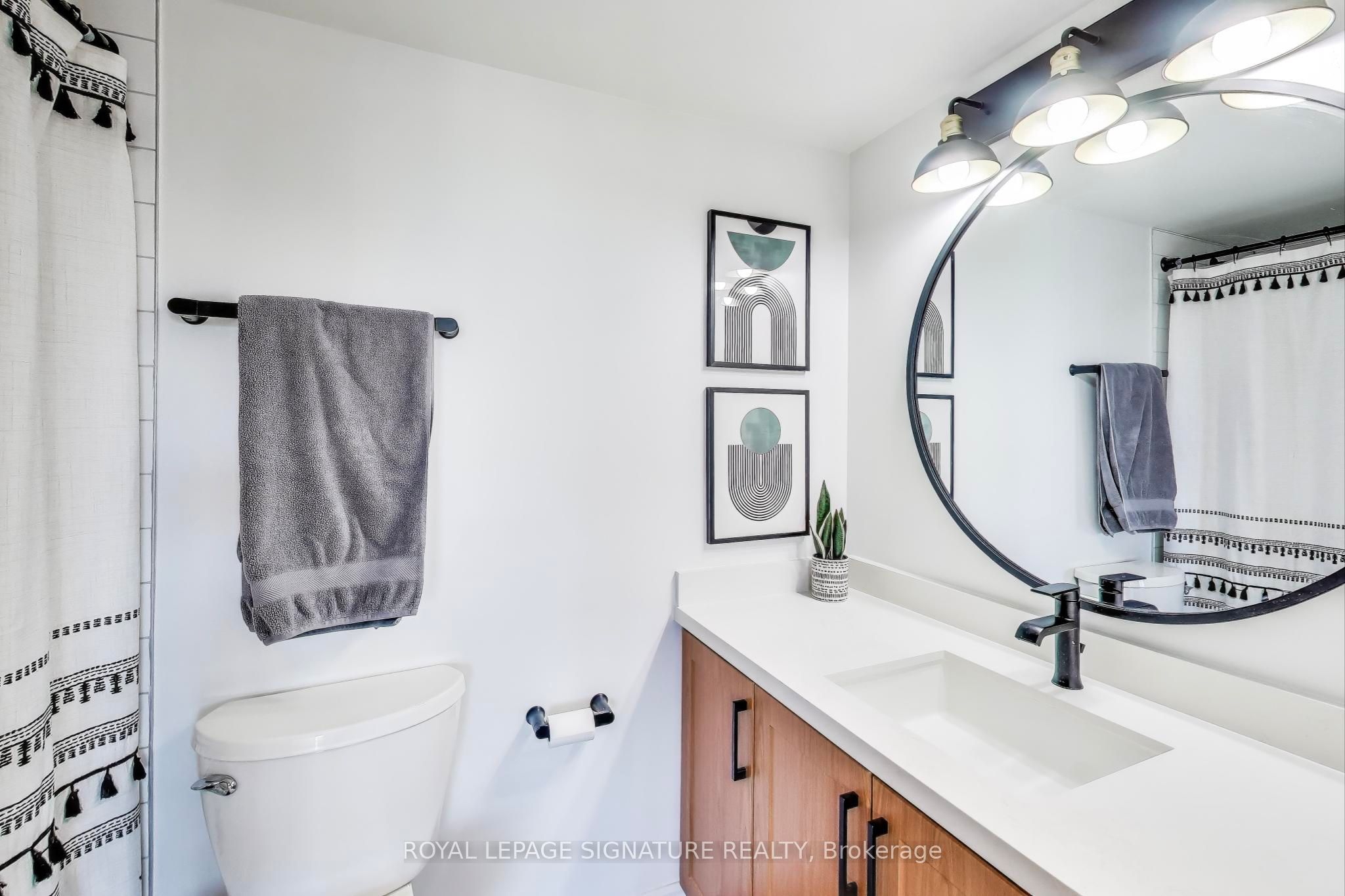 33 Elmhurst Avenue, #2107